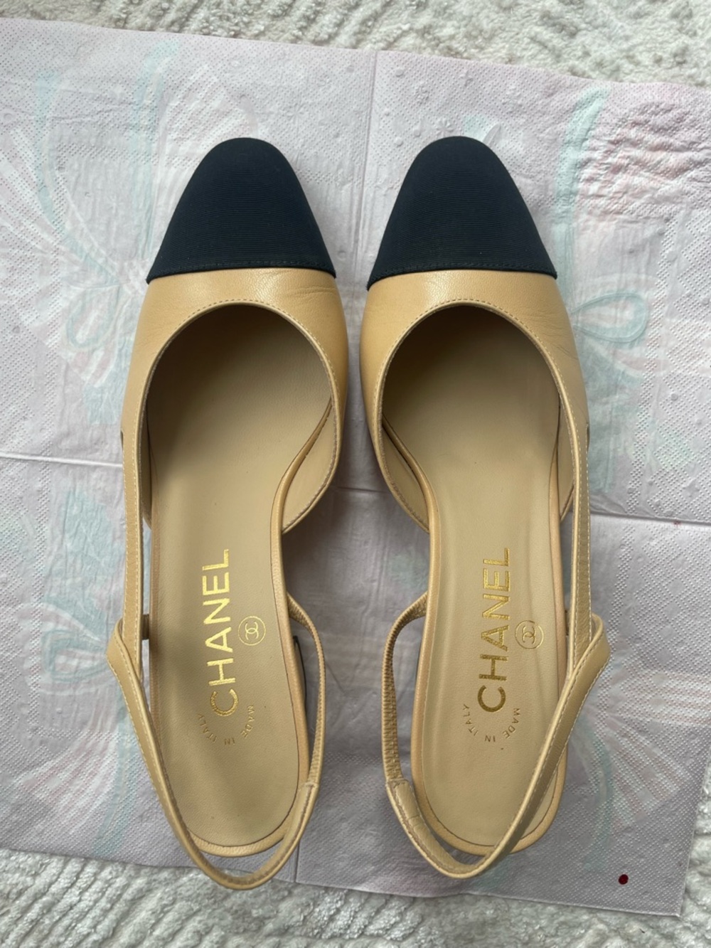 [SOLD!] CHANEL Beige Leather Slingback Flats with Black Cap Toe 37.5EU